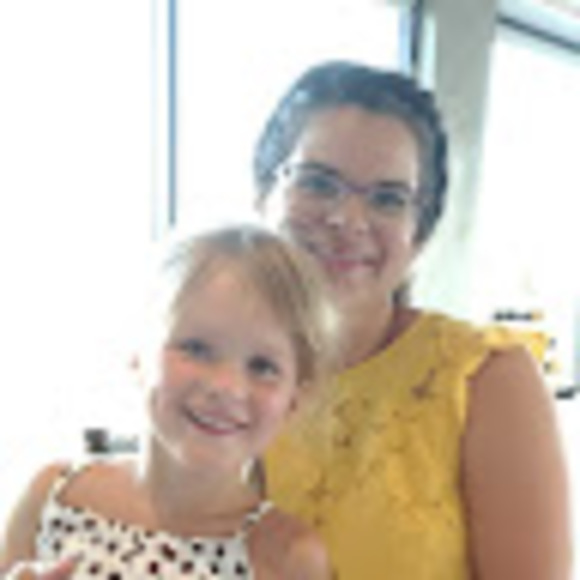 Meet your Posher, Shawna - Picture 1 of 1